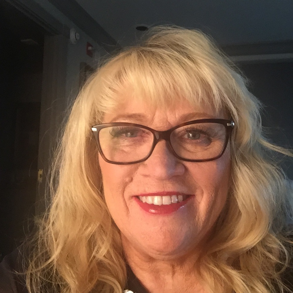 Meet your Posher, Kay